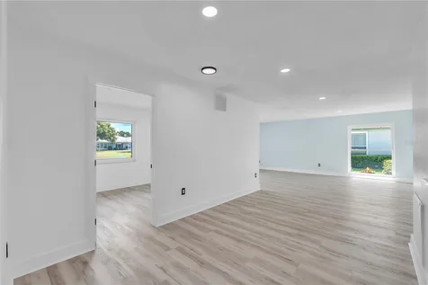6522 11th Avenue W Bradenton FL 34209