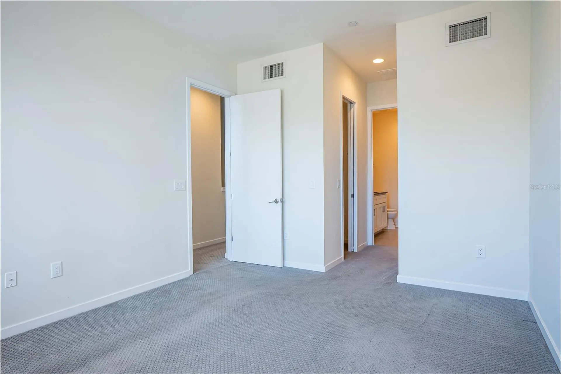 339 8th Street N St Petersburg FL 33701