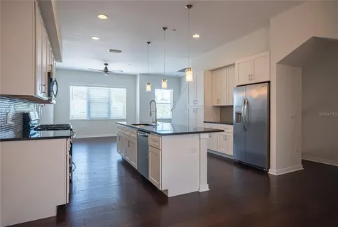 339 8th Street N St Petersburg FL 33701