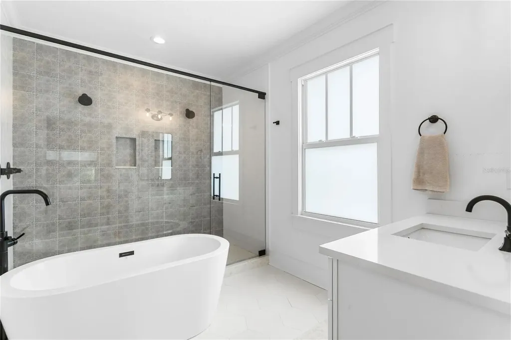 213 W Elm Street Tampa FL 33604