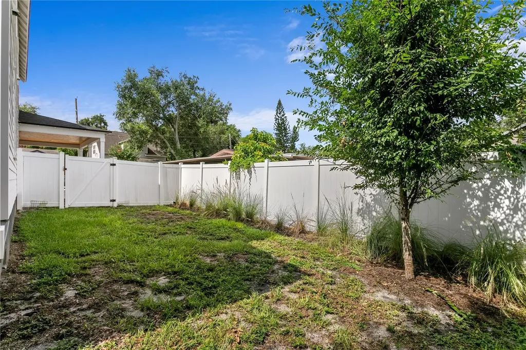 213 W Elm Street Tampa FL 33604