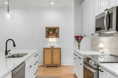 213 W Elm Street Tampa FL 33604