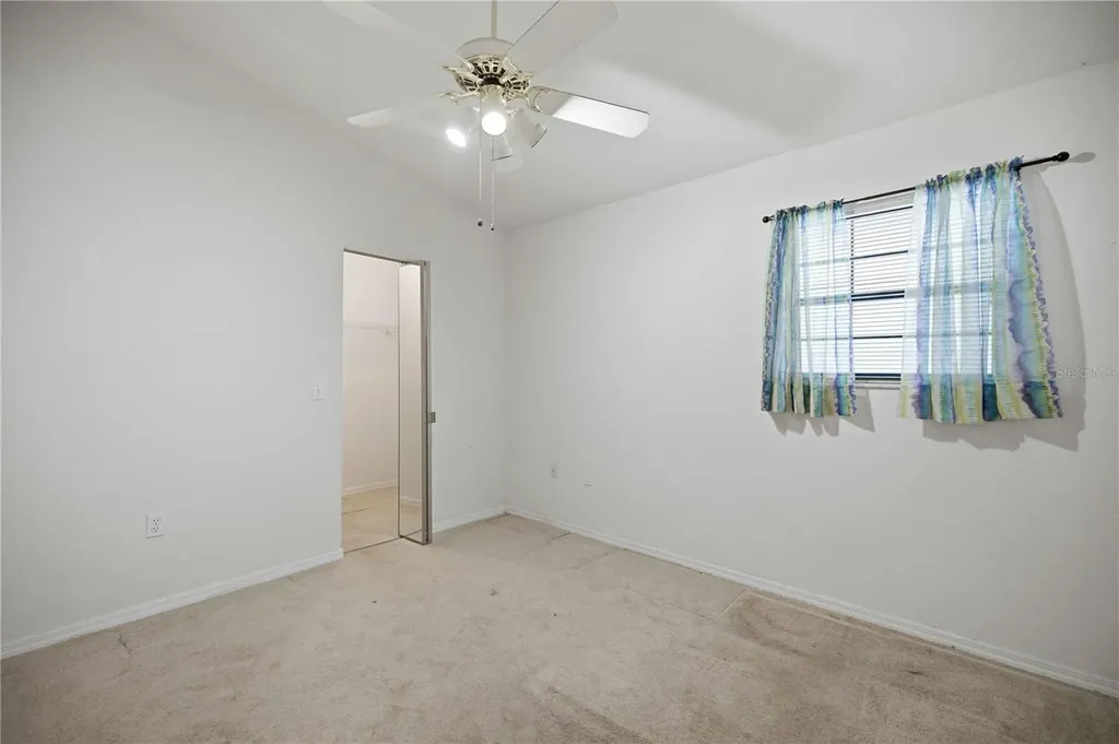 3925 NE 22nd Street Ocala FL 34470