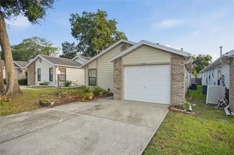 3925 NE 22nd Street Ocala FL 34470