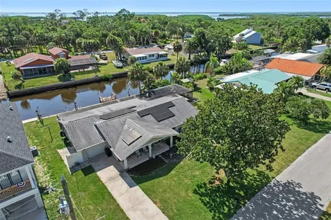 8639 Green Street Port Richey FL 34668