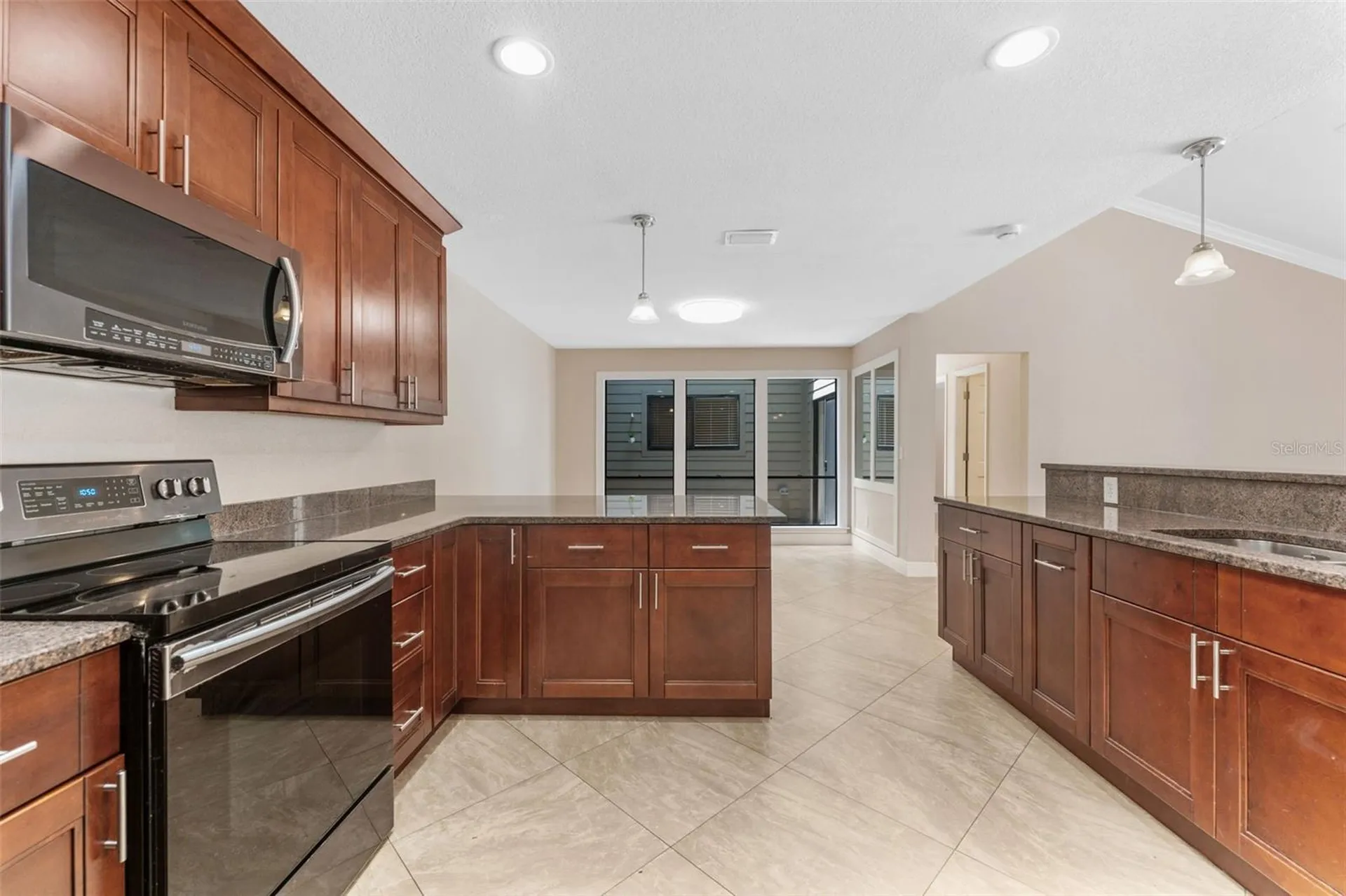 13721 Lazy Oak Drive Tampa FL 33613