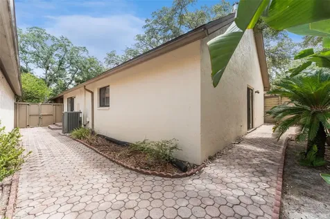 13721 Lazy Oak Drive Tampa FL 33613