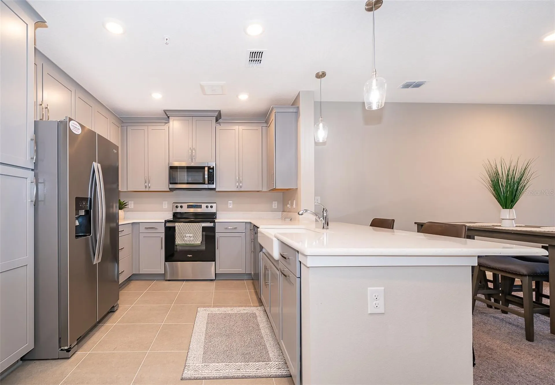 7521 Laureate Boulevard Orlando FL 32827