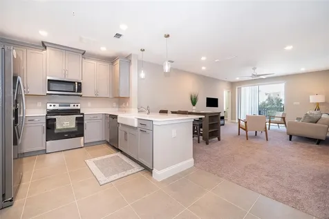7521 Laureate Boulevard Orlando FL 32827