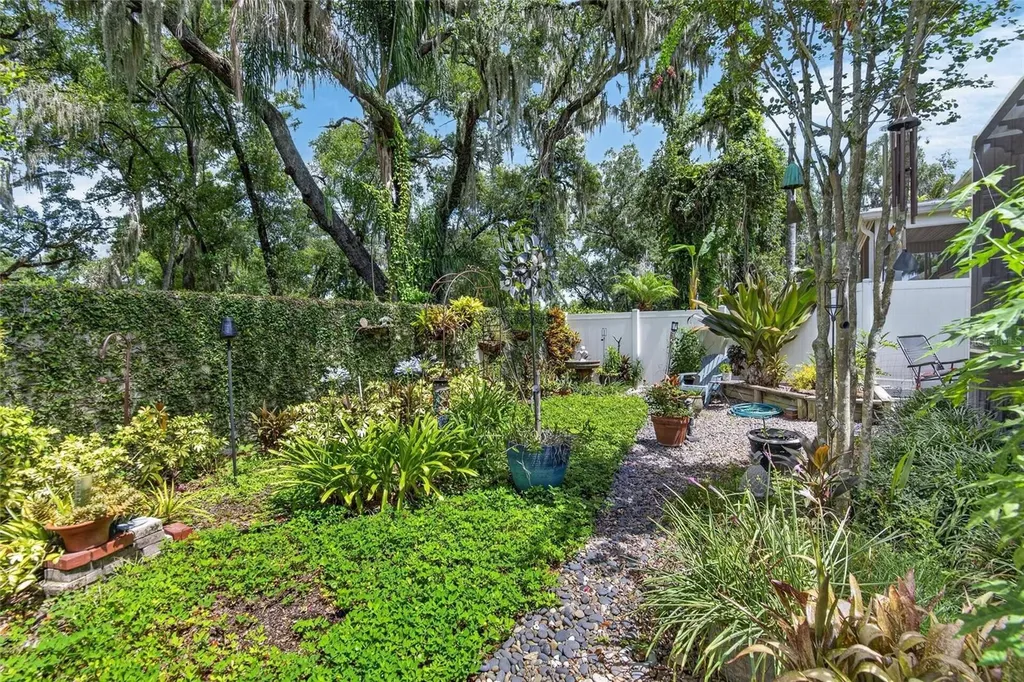 822 Lumsden Reserve Drive Brandon FL 33511