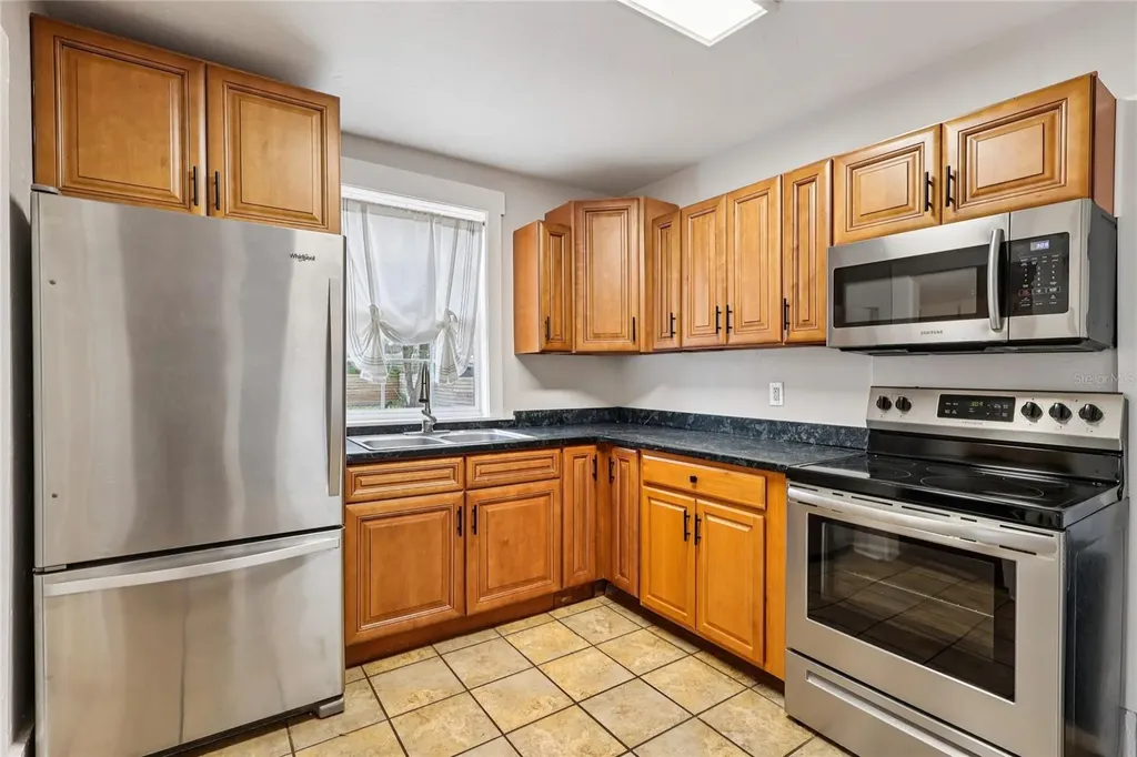 137 E Grant Street Orlando FL 32806