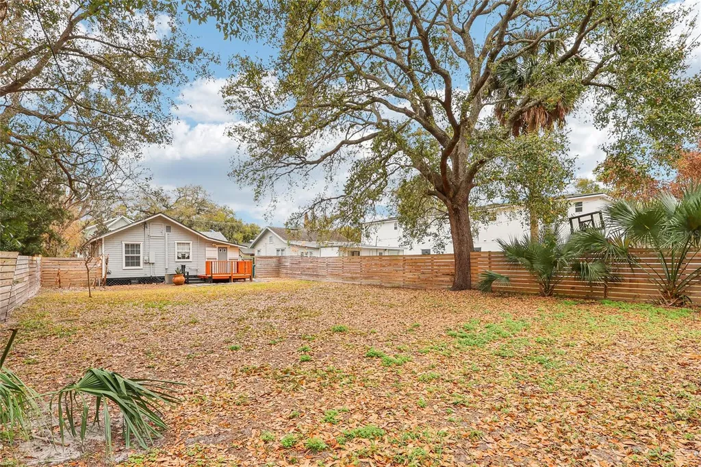 137 E Grant Street Orlando FL 32806