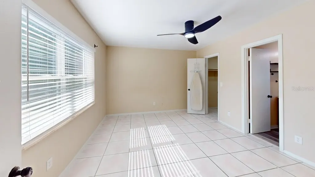 1230 E Muriel Street Orlando FL 32806
