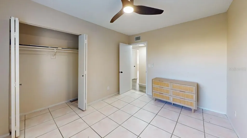 1230 E Muriel Street Orlando FL 32806