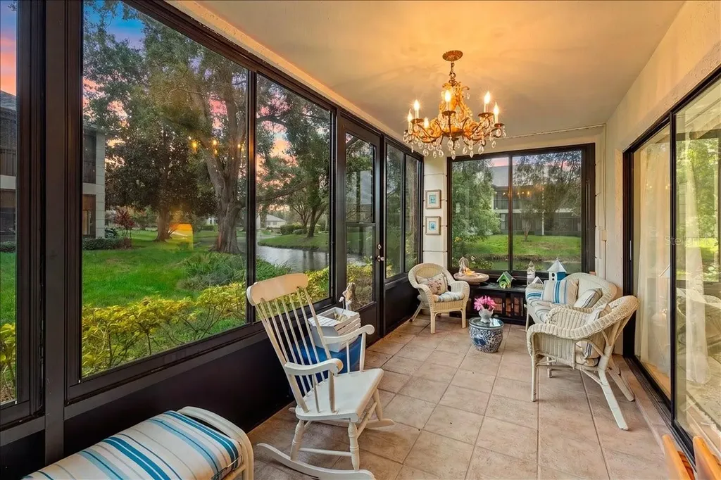 13014 Village Chase Circle Tampa FL 33618