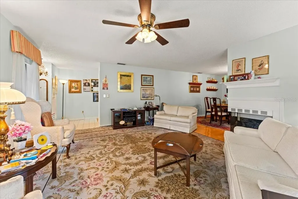 13014 Village Chase Circle Tampa FL 33618