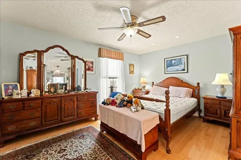 13014 Village Chase Circle Tampa FL 33618