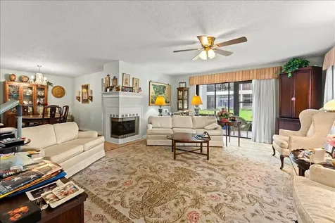 13014 Village Chase Circle Tampa FL 33618