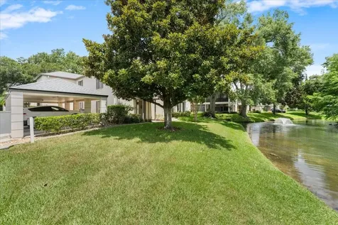 13014 Village Chase Circle Tampa FL 33618