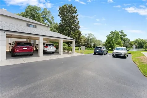 13014 Village Chase Circle Tampa FL 33618