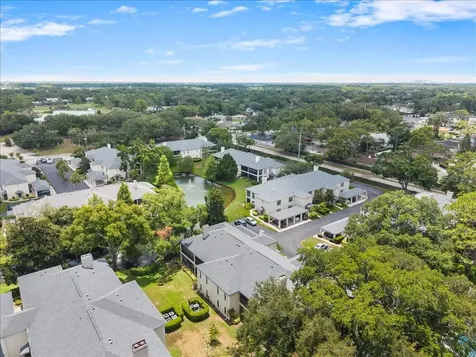 13014 Village Chase Circle Tampa FL 33618