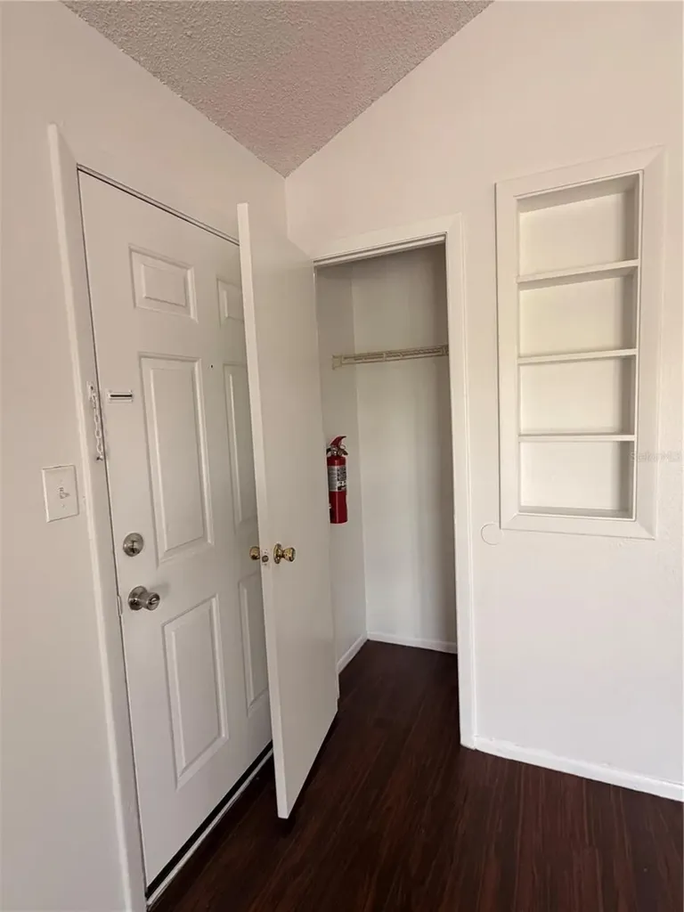 232 Afton Square Altamonte Springs FL 32714