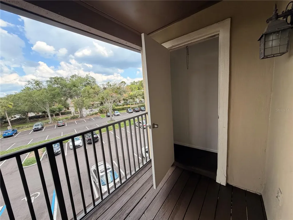 232 Afton Square Altamonte Springs FL 32714