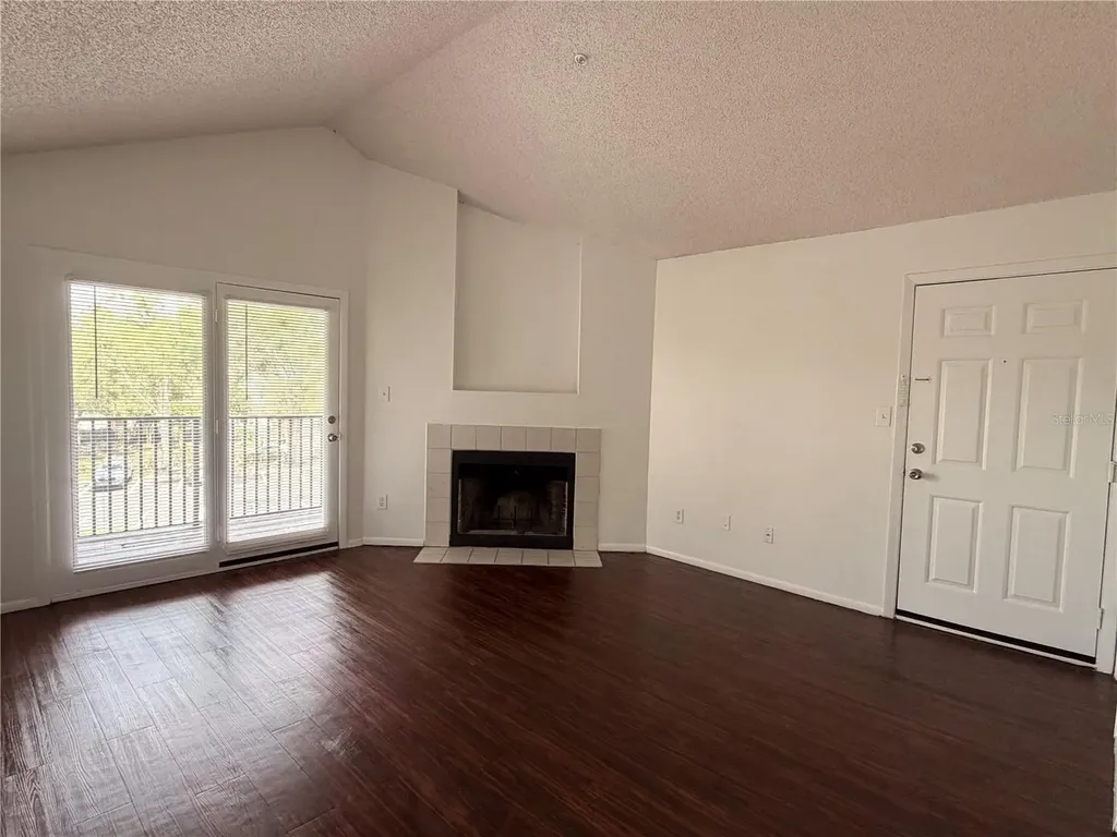 232 Afton Square Altamonte Springs FL 32714