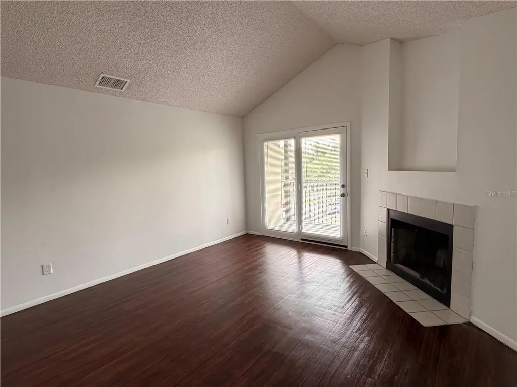 232 Afton Square Altamonte Springs FL 32714