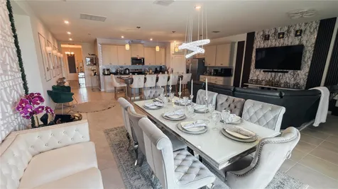 1173 Lakeshore Breeze Place Kissimmee FL 34747