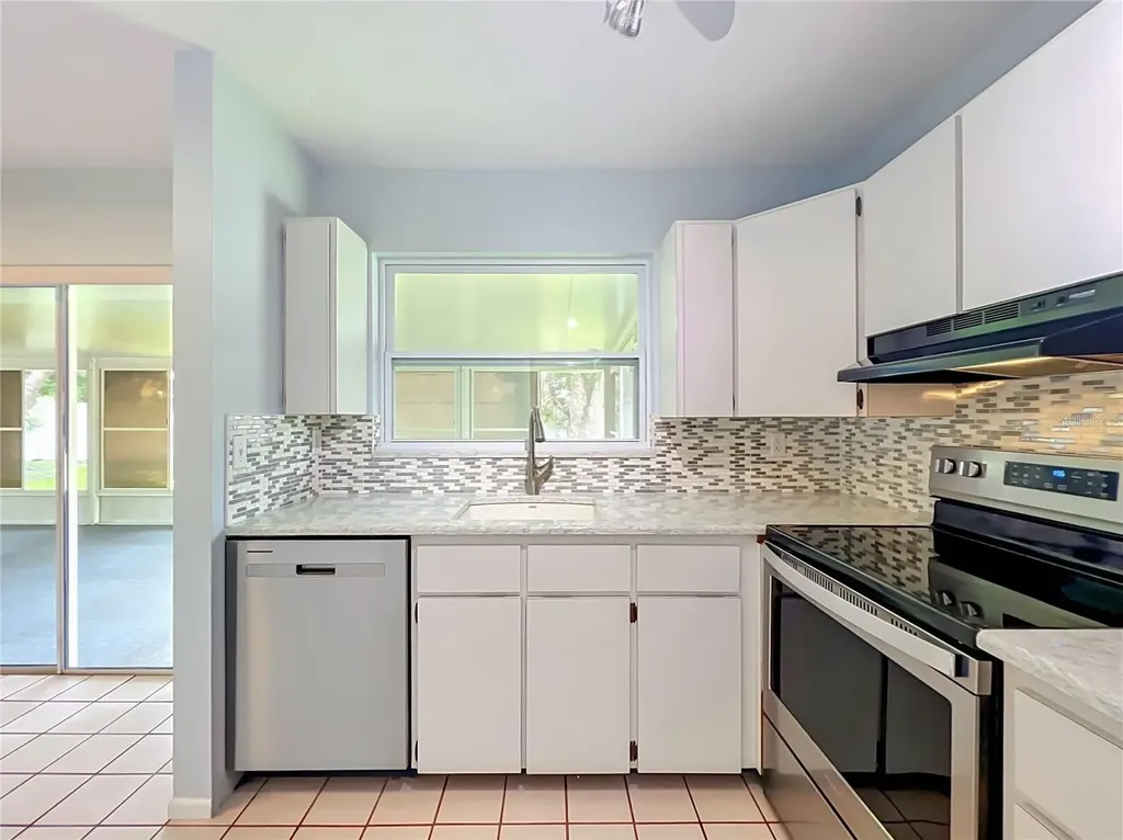 4916 Headlee Drive Orlando FL 32822