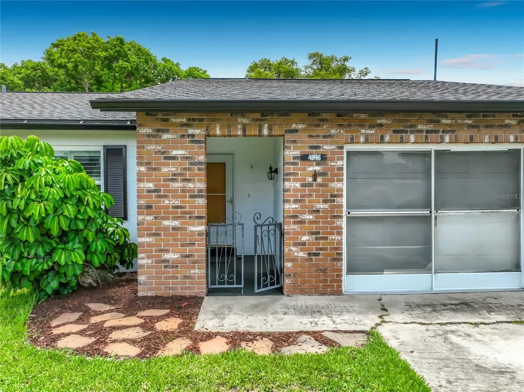 4916 Headlee Drive Orlando FL 32822