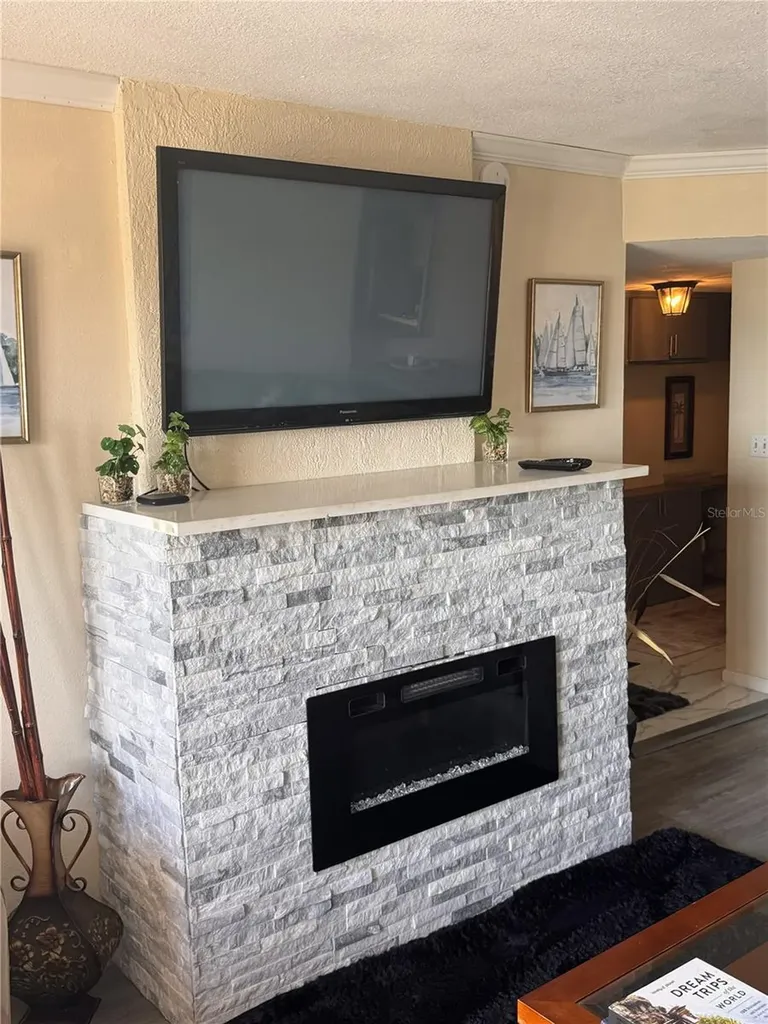 51 Island Way Clearwater Beach FL 33767