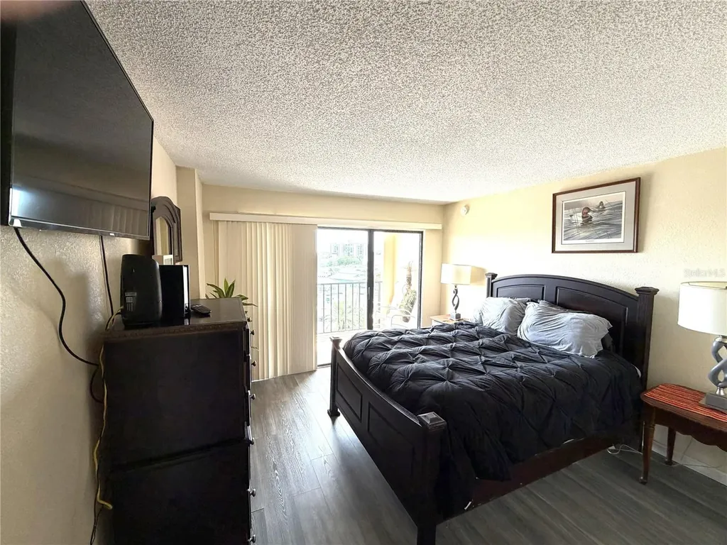 51 Island Way Clearwater Beach FL 33767