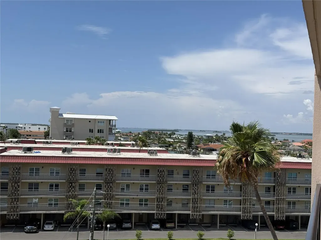 51 Island Way Clearwater Beach FL 33767