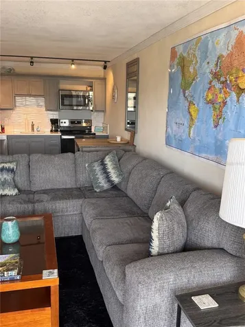 51 Island Way Clearwater Beach FL 33767