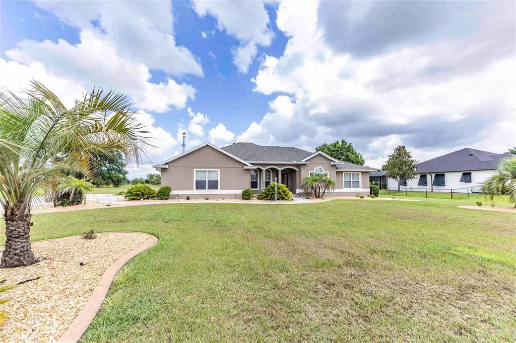 4520 County Road 121d Road Wildwood FL 34785