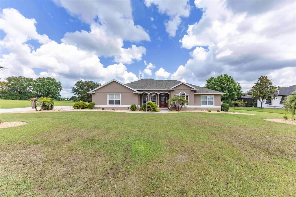 4520 County Road 121d Road Wildwood FL 34785