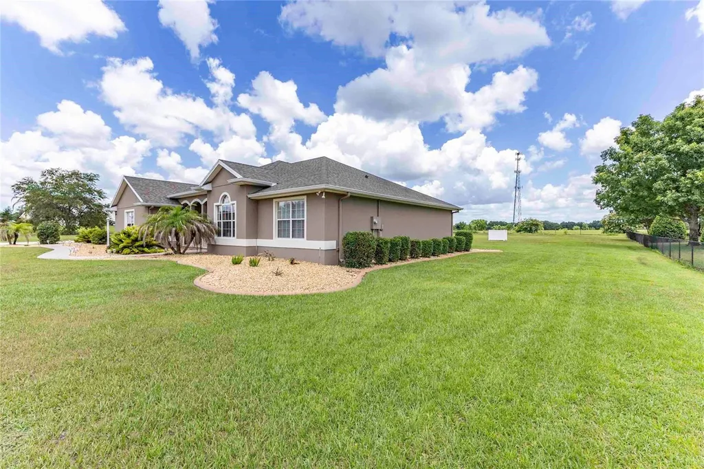 4520 County Road 121d Road Wildwood FL 34785