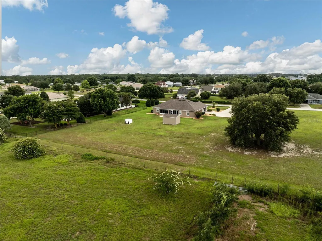 4520 County Road 121d Road Wildwood FL 34785