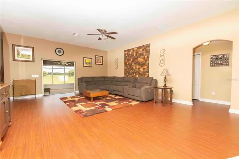 4520 County Road 121d Road Wildwood FL 34785