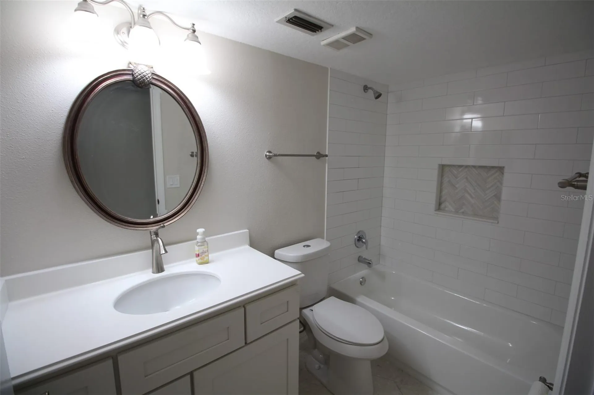5301 White Cliff Lane Orlando FL 32812