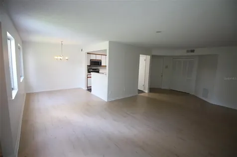 5301 White Cliff Lane Orlando FL 32812