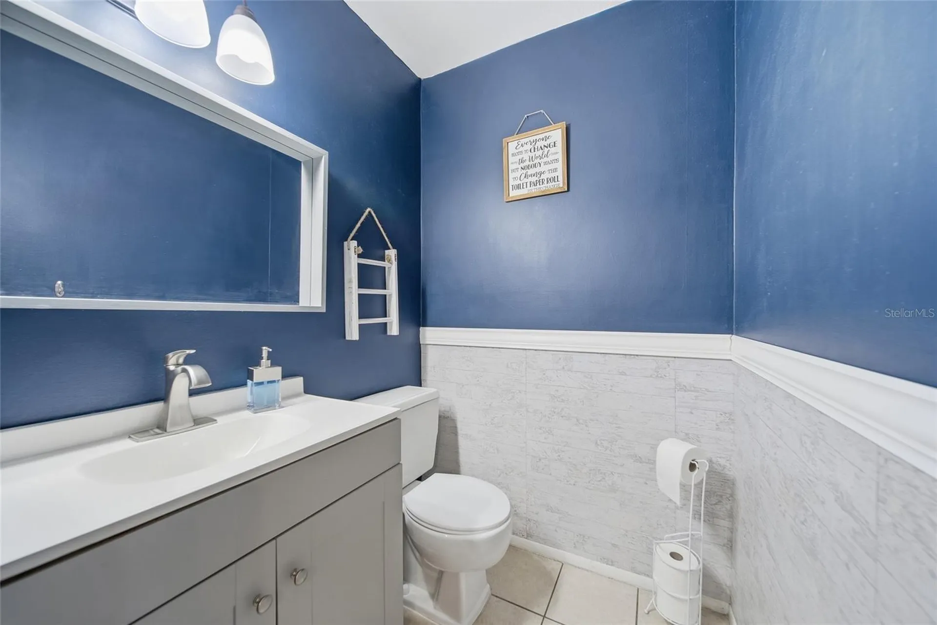 5315 9th Avenue Drive W Bradenton FL 34209