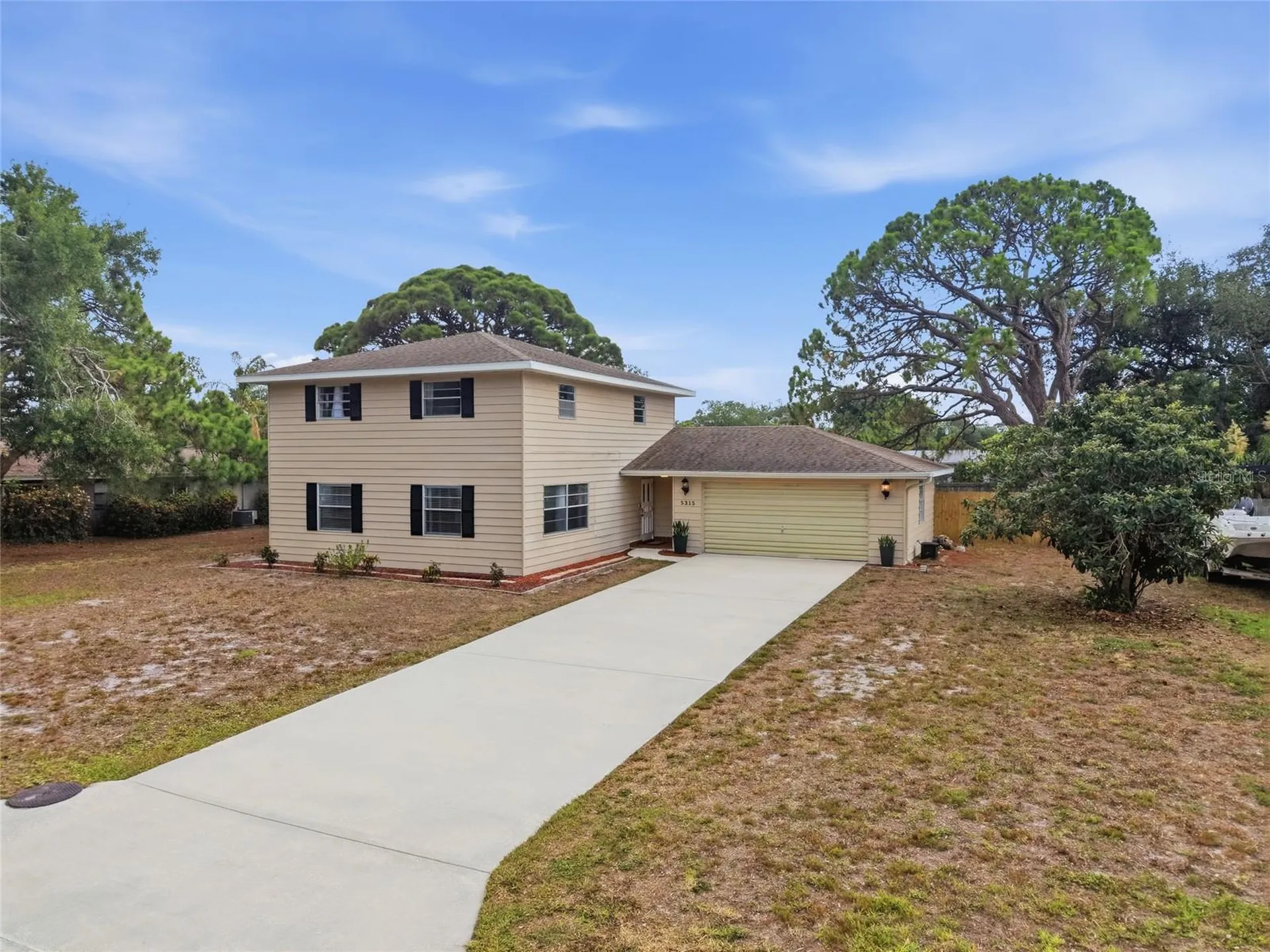 5315 9th Avenue Drive W Bradenton FL 34209