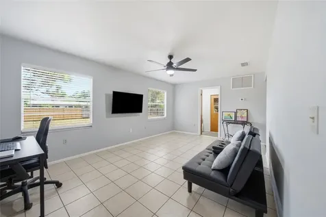 5315 9th Avenue Drive W Bradenton FL 34209