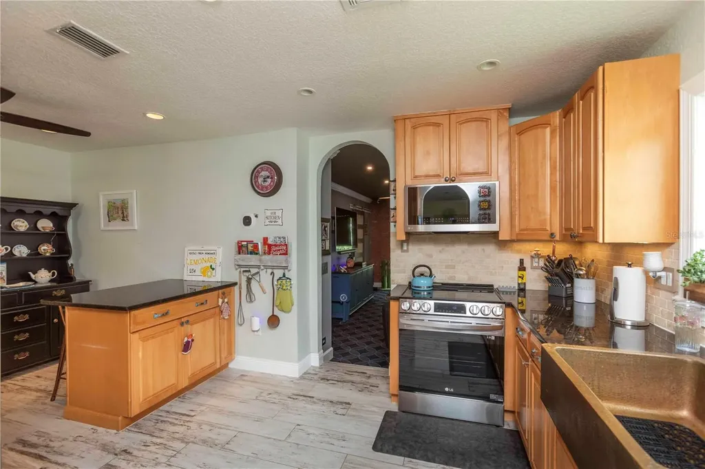 1468 Sandalwood Drive Dunedin FL 34698