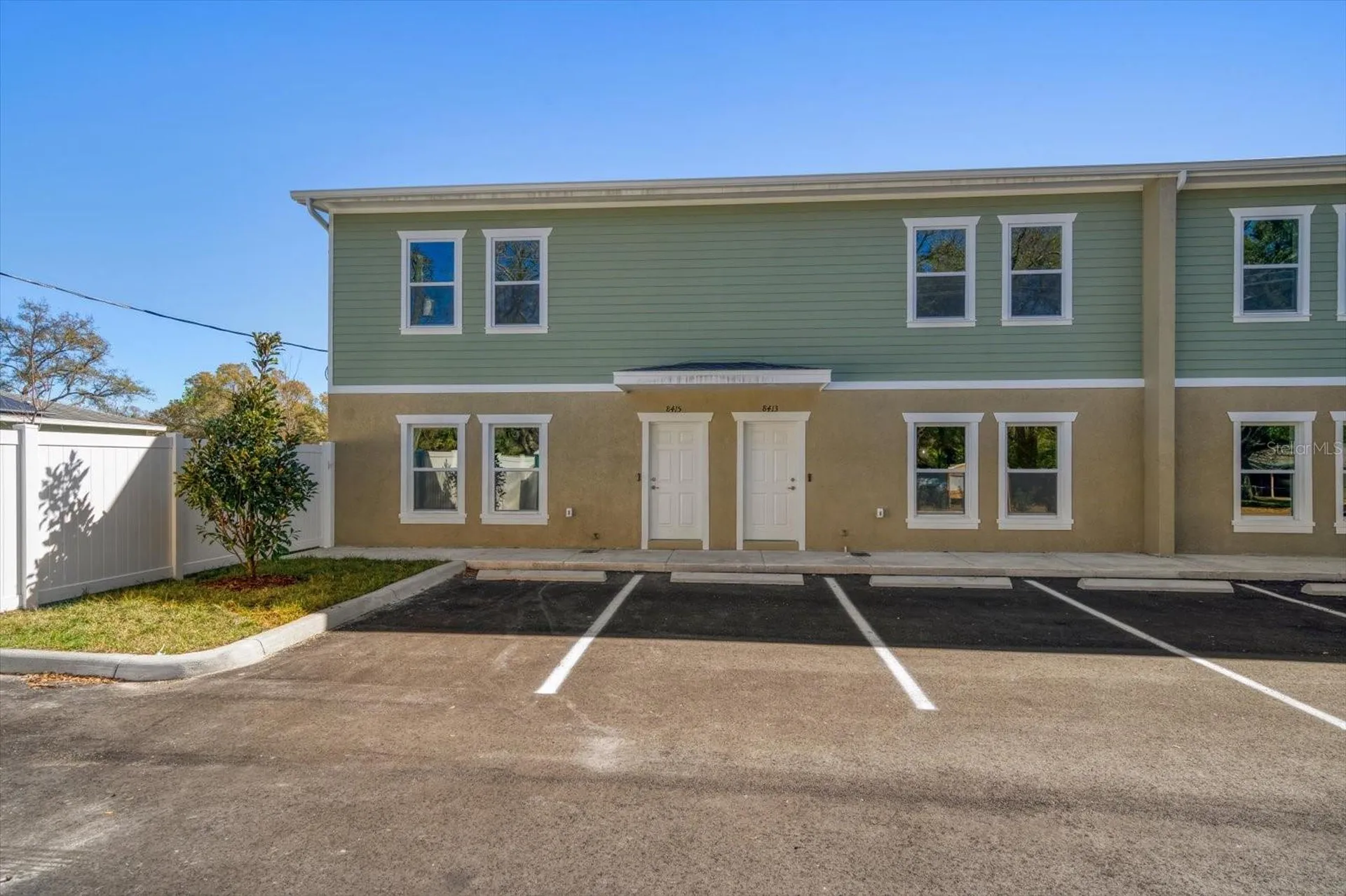 8411 Daves Homes Place Tampa FL 33614