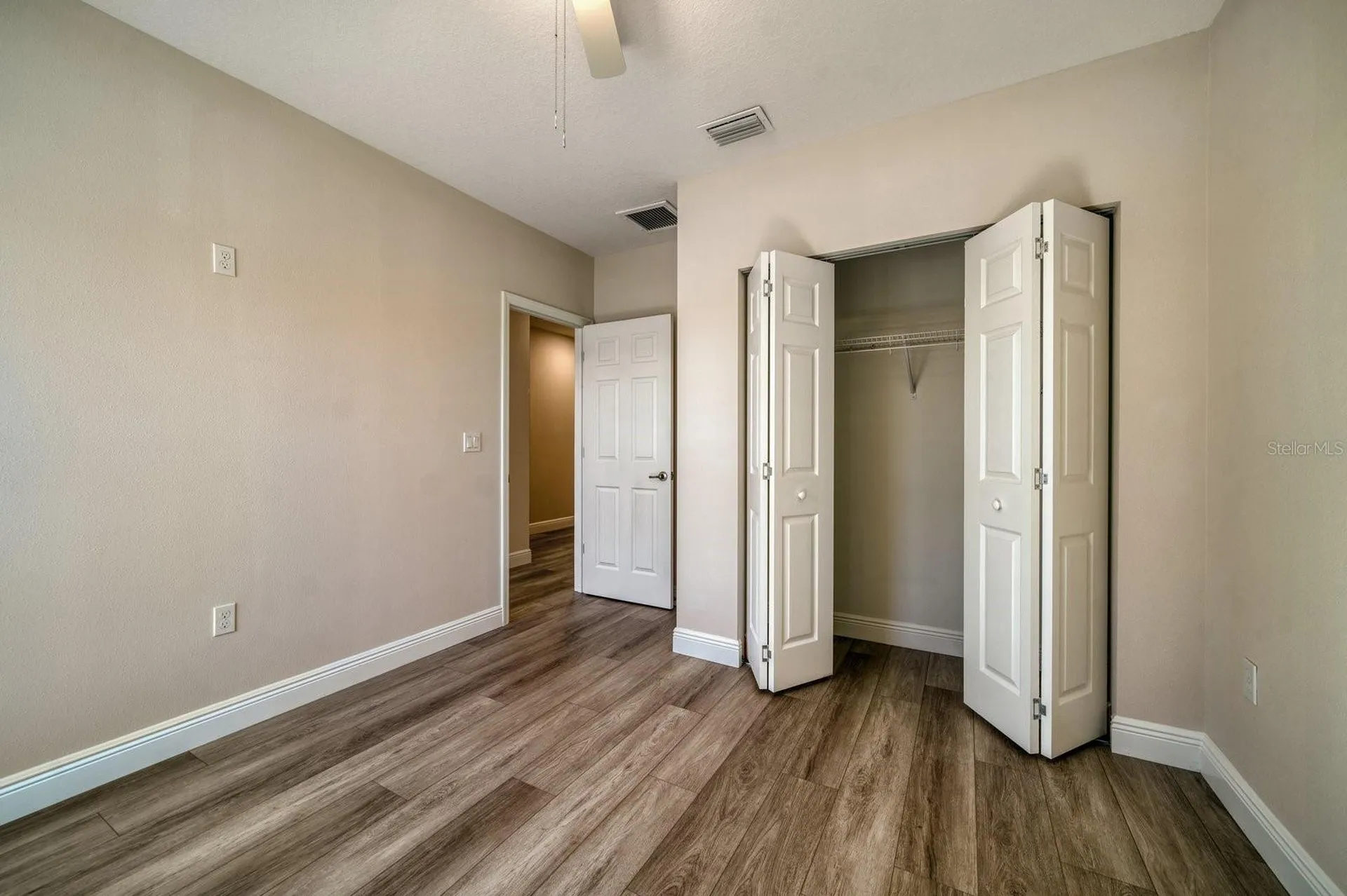 8411 Daves Homes Place Tampa FL 33614