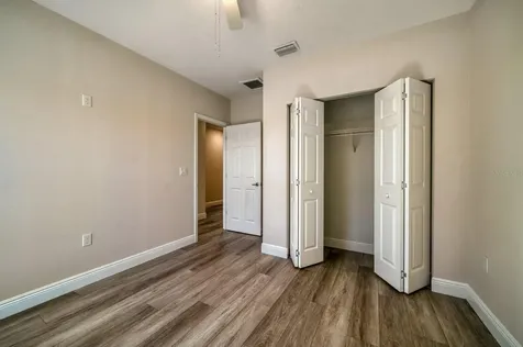 8411 Daves Homes Place Tampa FL 33614